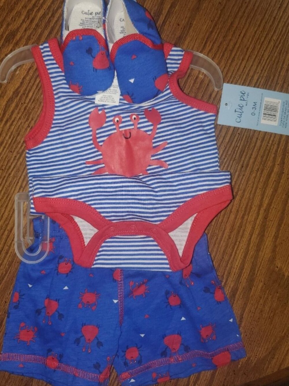 Infant boys size 0-3 months outfit with shoes